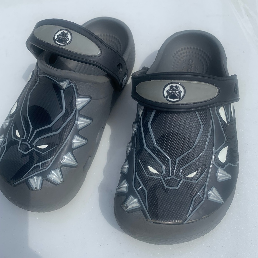 Black Panther crocs